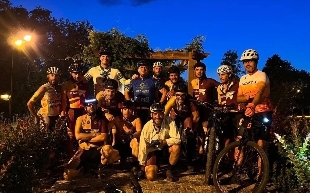Pedaladas no escurinho da noite