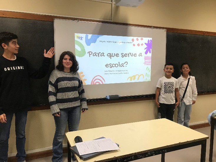 “A falar é que a gente se entende”