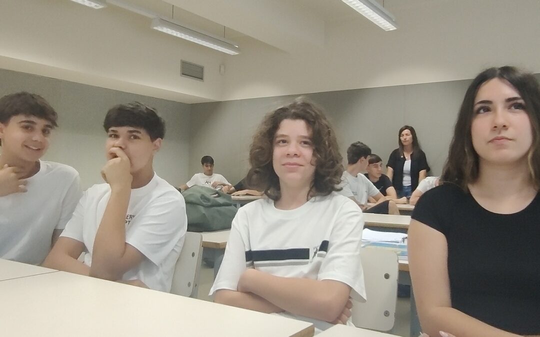 Aprender sobre literacia e desinformação